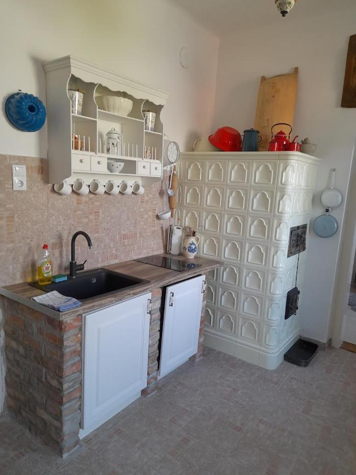 Villa Kőfejtő háza Fertőrákos Esterno foto